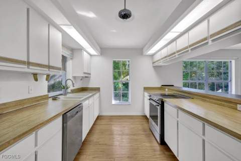 14630 Smokey Hollow Ln, North Fort Myers FL - photo 16 of 49