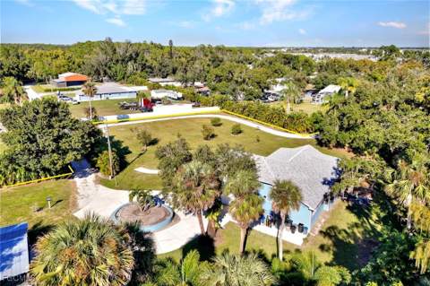 14630 Smokey Hollow Ln, North Fort Myers FL - photo 7 of 49