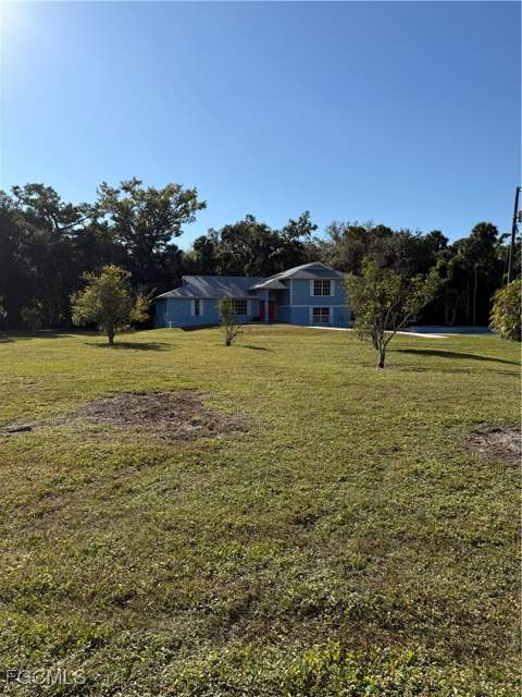 14630 Smokey Hollow Ln, North Fort Myers FL - photo 8 of 49