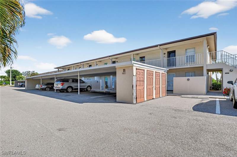 2 bedroom Condominium at 16031 Dublin Cir 204, Sanibel Way Condo, Fort Myers — photo 2
