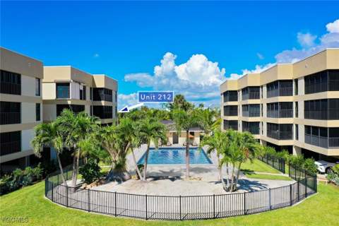 2721 W Gulf Dr 212, Sanibel FL - photo 20 of 25