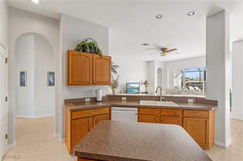 5307 SW 25th Pl, Cape Coral FL - photo 16 of 47