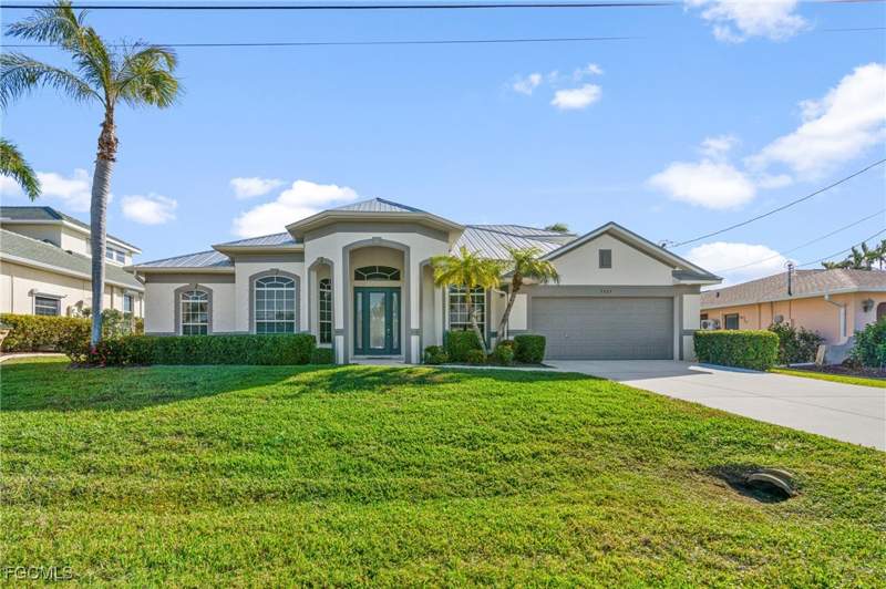 4 bedroom SingleFamilyResidence at 5307 SW 25th Pl, Cape Coral, Cape Coral — photo 2