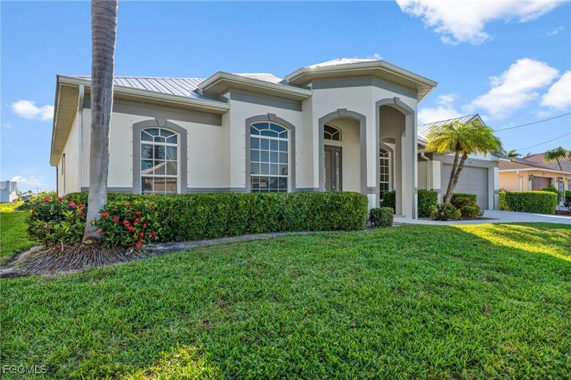 4 bedroom SingleFamilyResidence at 5307 SW 25th Pl, Cape Coral, Cape Coral — photo 3