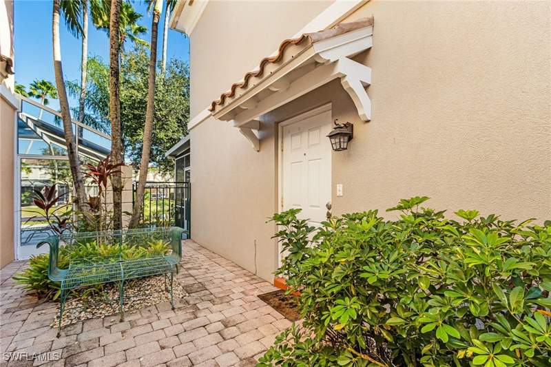 3 bedroom Townhouse at 5733 Cove Cir, The Cove, Naples — photo 3