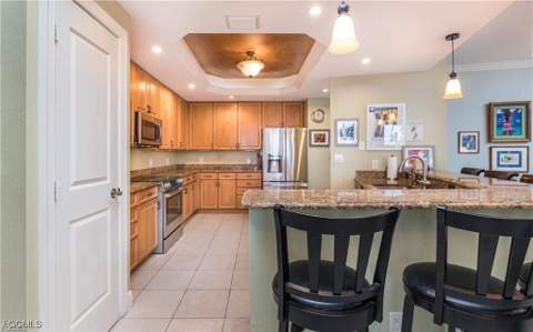 5704 Cape Harbour Dr 105, Cape Coral FL - photo 13 of 50