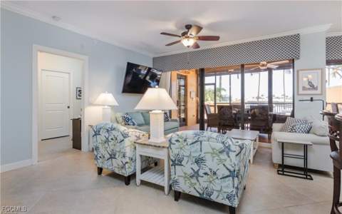 5704 Cape Harbour Dr 105, Cape Coral FL - photo 7 of 50