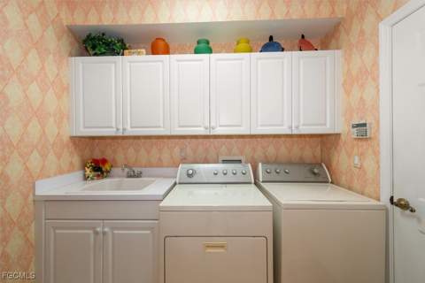 10616 Vicenza Ct, Fort Myers FL - photo 15 of 45