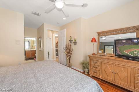 10616 Vicenza Ct, Fort Myers FL - photo 17 of 45