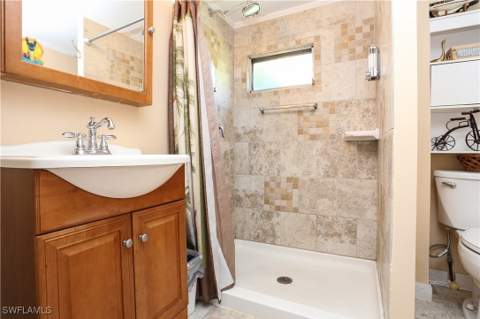 893 Manatee Rd, Naples FL - photo 7 of 25