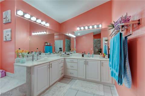 4332 Country Club Blvd, Cape Coral FL - photo 21 of 45