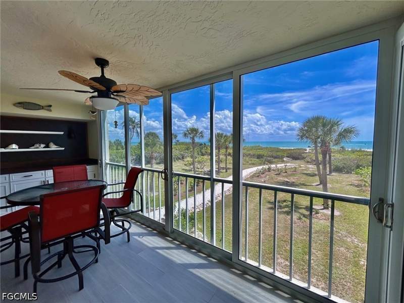 2 bedroom Condominium at 497 E Gulf Dr 4, St Croix Condominium, Sanibel — photo 2