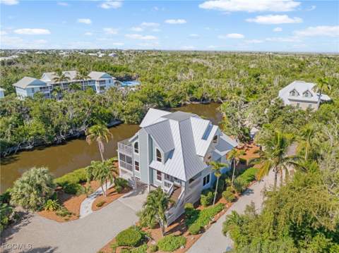 241 Violet Dr, Sanibel FL - photo 11 of 50
