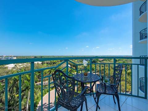 7515 Pelican Bay Blvd 9C, Naples FL - photo 23 of 47