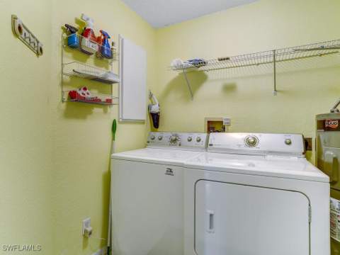 2220 Chesterbrook Ct 6-202, Naples FL - photo 17 of 32