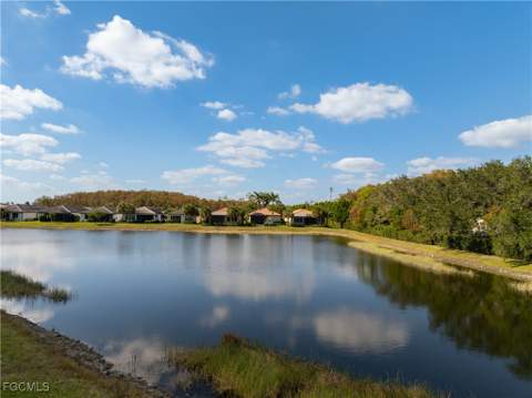 11546 Onyx Cir, Fort Myers FL - photo 6 of 49