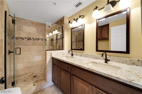 6450 Aragon Way 202, Fort Myers FL - photo 7 of 24