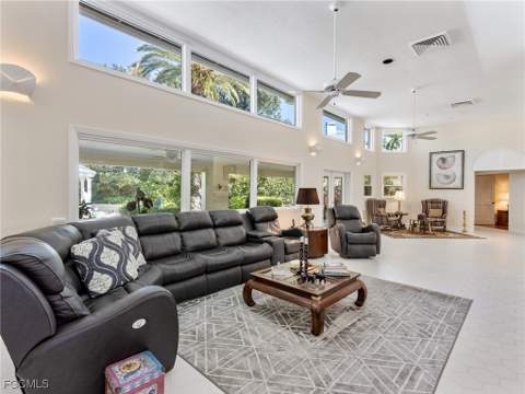 1299 Plumosa Dr, Fort Myers FL - photo 9 of 50