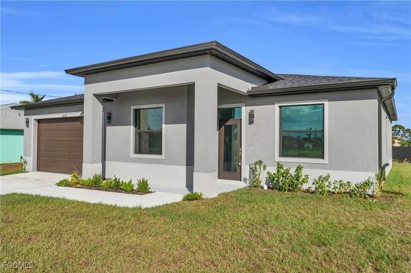 4 bedroom SingleFamilyResidence at 1013 El Dorado Blvd N, Cape Coral, Cape Coral — photo 4