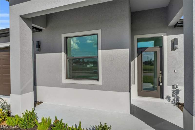 4 bedroom SingleFamilyResidence at 1013 El Dorado Blvd N, Cape Coral, Cape Coral — photo 5