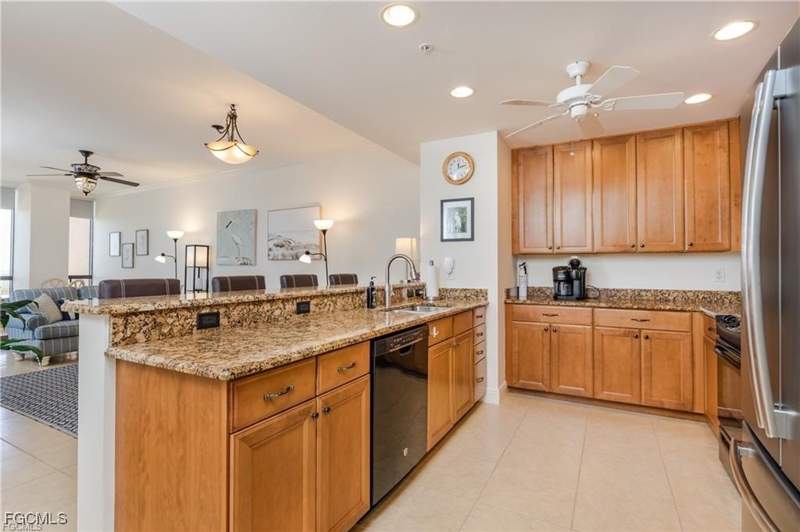 2 bedroom Condominium at 5781 Cape Harbour Dr 1308, Cape Harbour, Cape Coral — photo 5