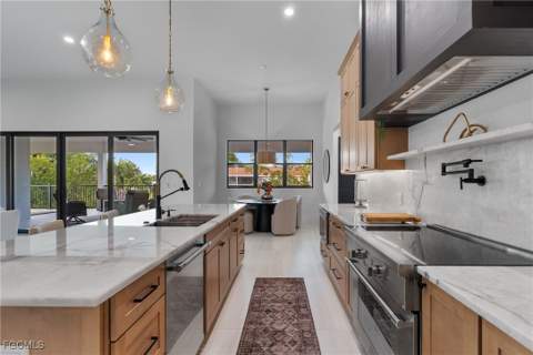 18190 Pioneer Rd, Fort Myers FL - photo 8 of 49