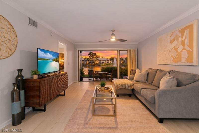 2 bedroom Condominium at 816 Gulf Pavilion Dr 102, Pavilion Club, Naples — photo 3