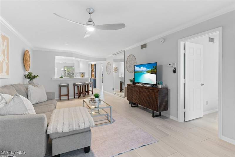2 bedroom Condominium at 816 Gulf Pavilion Dr 102, Pavilion Club, Naples — photo 4