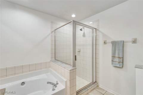 23054 Lone Oak Dr 102, Estero FL - photo 13 of 33