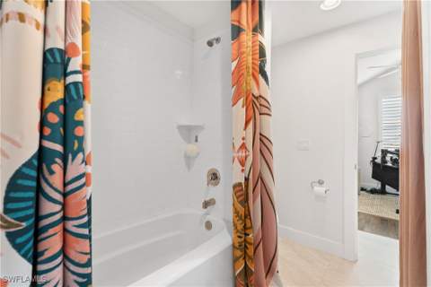 3060 Woodside Ave, Naples FL - photo 23 of 36