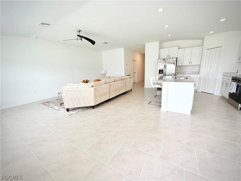 4 bedroom SingleFamilyResidence at 4110 Etna Ct, Crane Landing, North Fort Myers — photo 3