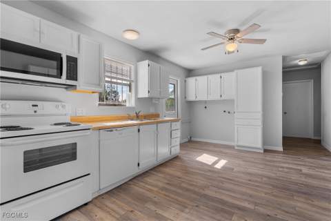 3503 22nd St SW, Lehigh Acres FL - photo 11 of 33