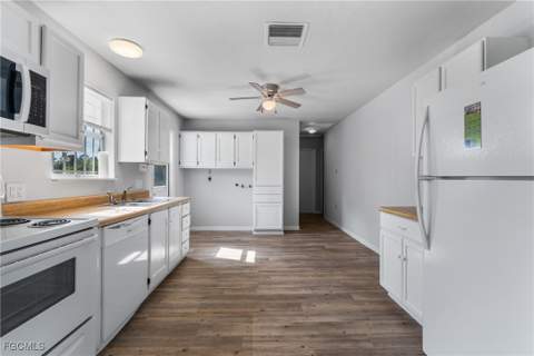 3503 22nd St SW, Lehigh Acres FL - photo 14 of 33