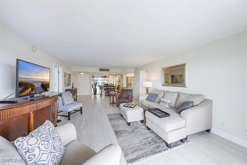 2 bedroom Condominium at 4005 Gulf Shore Blvd N 1104, Gulfside, Naples — photo 4