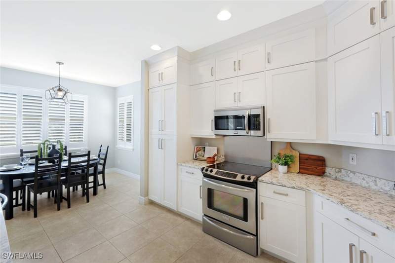 4 bedroom SingleFamilyResidence at 9261 Estero River Cir, Estates At Estero River, Estero — photo 2