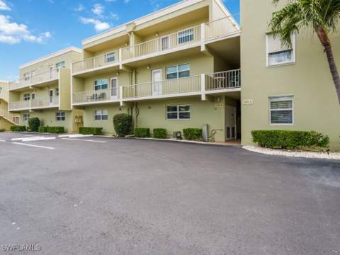 1146 Bald Eagle Dr D8, Marco Island FL - photo 15 of 19