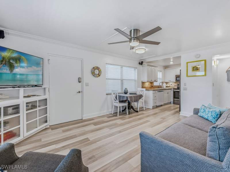 2 bedroom Condominium at 1146 Bald Eagle Dr D8, Model Village, Marco Island — photo 3