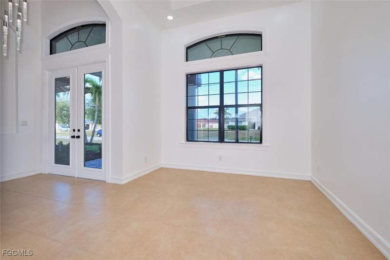 3 bedroom SingleFamilyResidence at 1906 SW 30th Ter, Cape Coral, Cape Coral — photo 4