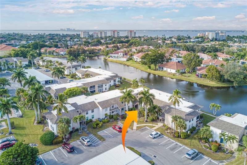 2 bedroom Condominium at 5441 Peppertree Dr 5, Cardinal Cove, Fort Myers — photo 3