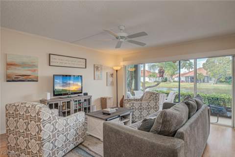 5441 Peppertree Dr 5, Fort Myers FL - photo 6 of 34