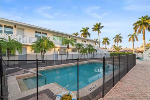 320 14th Ave S 320C, Naples FL - photo 24 of 25