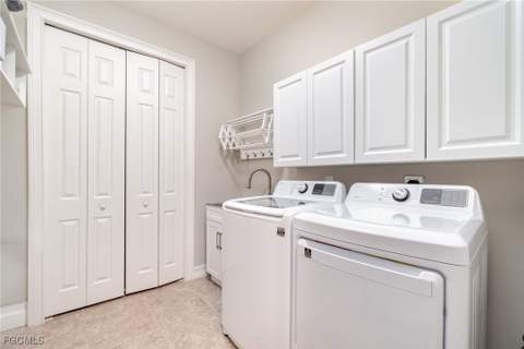 3040 Scarlet Oak Pl, North Fort Myers FL - photo 18 of 46