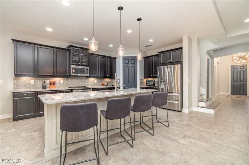 3 bedroom SingleFamilyResidence at 3040 Scarlet Oak Pl, Moody River Estates, North Fort Myers — photo 5