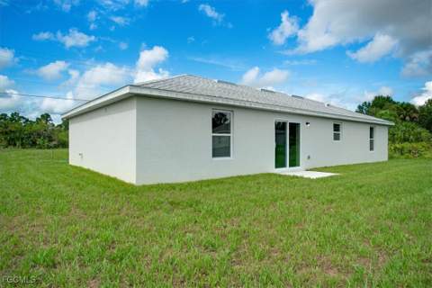3010 67th St W, Lehigh Acres FL - photo 13 of 27