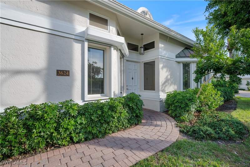 2 bedroom Attached at 3624 Belair LN 13, BELAIR, Naples — photo 3