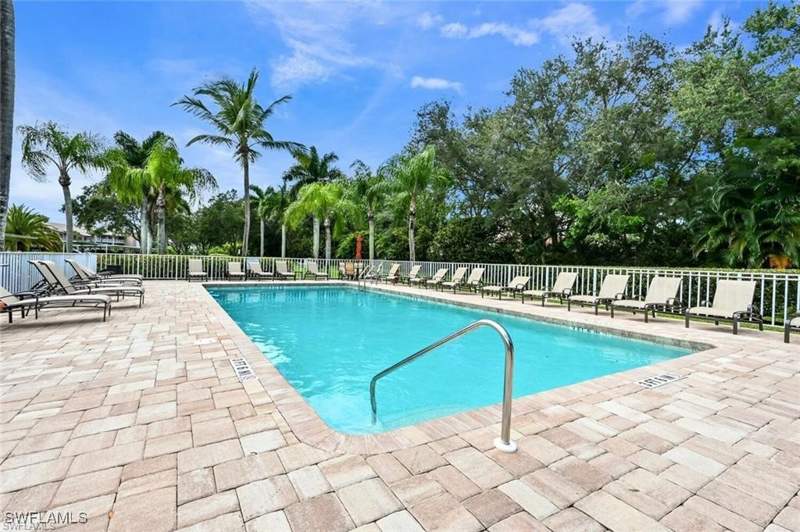 2 bedroom Condominium at 7360 Glenmoor Ln 4306, Country Glen, Naples — photo 2