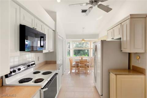 7360 Glenmoor Ln 4306, Naples FL - photo 8 of 45