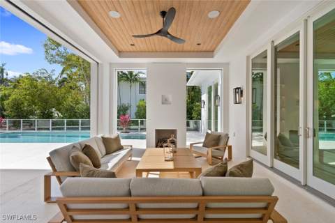 544 13th Ave S, Naples FL - photo 14 of 35