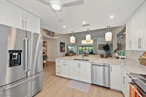 15371 River Vista Dr 801, North Fort Myers FL - photo 18 of 32