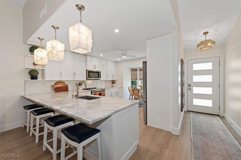 3 bedroom Attached at 15371 River Vista Dr 801, Village Of Indian Creek, North Fort Myers — photo 3